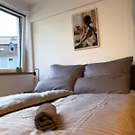 Modernes Im Zentrum Inklusive Parkplatz Apartment