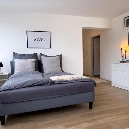 Modernes Im Zentrum Inklusive Parkplatz Apartment *