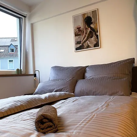 Modernes Im Zentrum Inklusive Parkplatz Apartamento