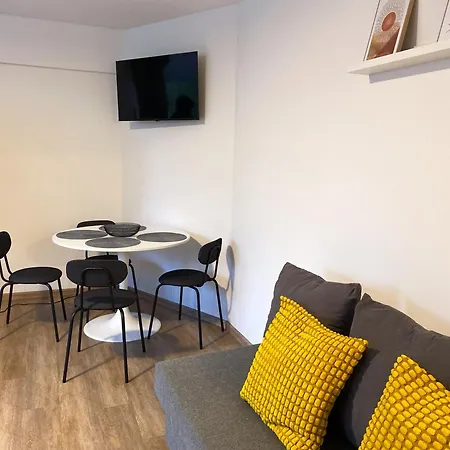 Modernes Im Zentrum Inklusive Parkplatz Apartamento